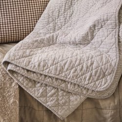 IB LAURSEN QUILT MED BRUNE OG LYSE STRIBER