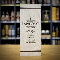 LAPHROAIG 28 �R, ISLAY SINGLE MALT WHISKY