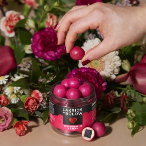 LAKRIDS BY B�LOW, LOVE - STRAWBERRIES & CREAM SMALL