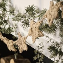 STILLENAT, HKLET RANKE MED JULESTJERNER I JUTEREB