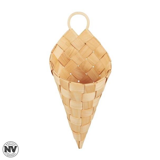 STILLENAT, KRMMERHUS I FLETTET FYRSPN