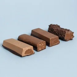 SV. MICHELSEN PETIT FOUR - 4 FAVORITTER MED NOUGAT